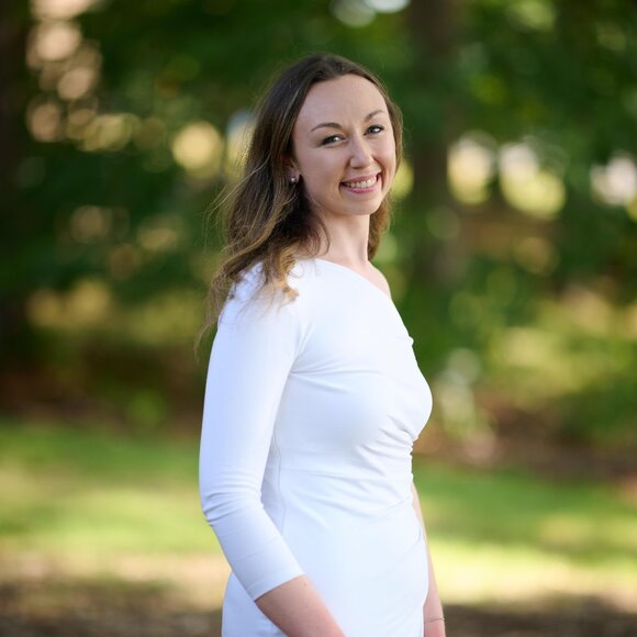 Meet your Posher, Cassidy - Picture 1 of 1